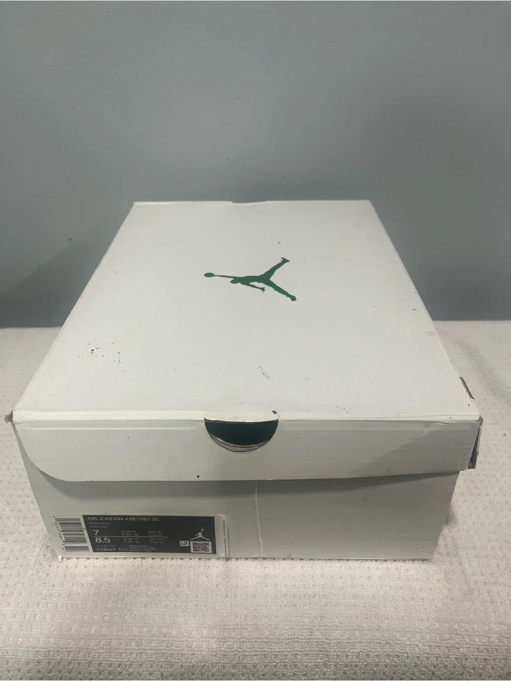 Nike White and Green Air Jordan 4 Retro Metallic Green